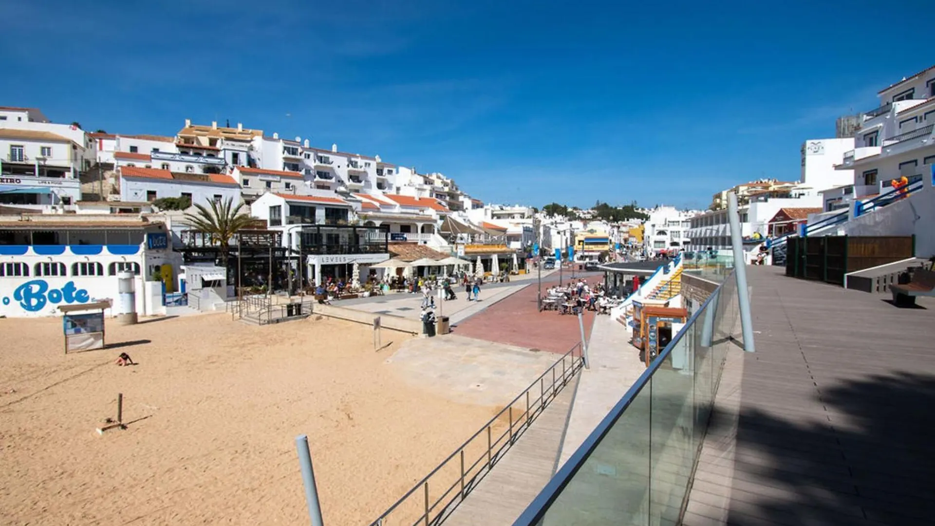 61 Vdm - Superb Villa On Vale Do Milho With Heated Carvoeiro
