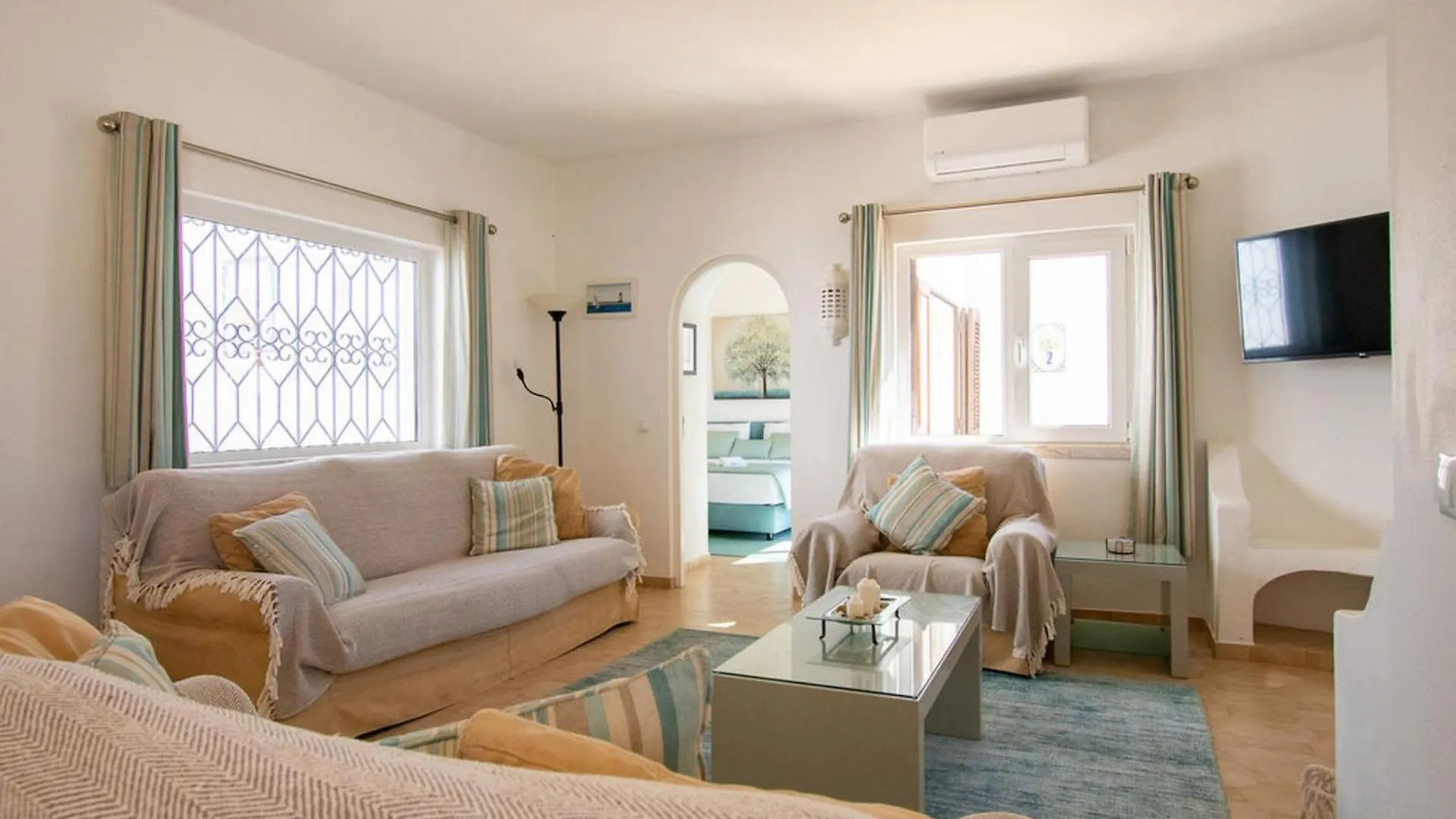 61 Vdm - Superb Villa On Vale Do Milho With Heated Carvoeiro