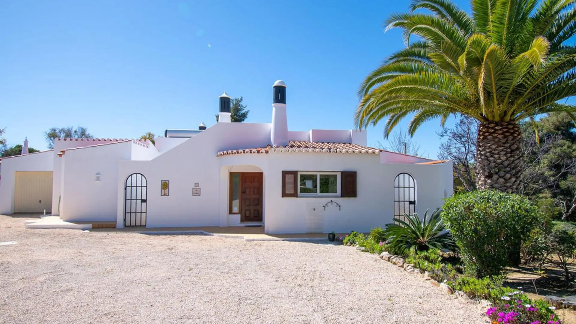 61 Vdm - Superb Villa On Vale Do Milho With Heated Carvoeiro